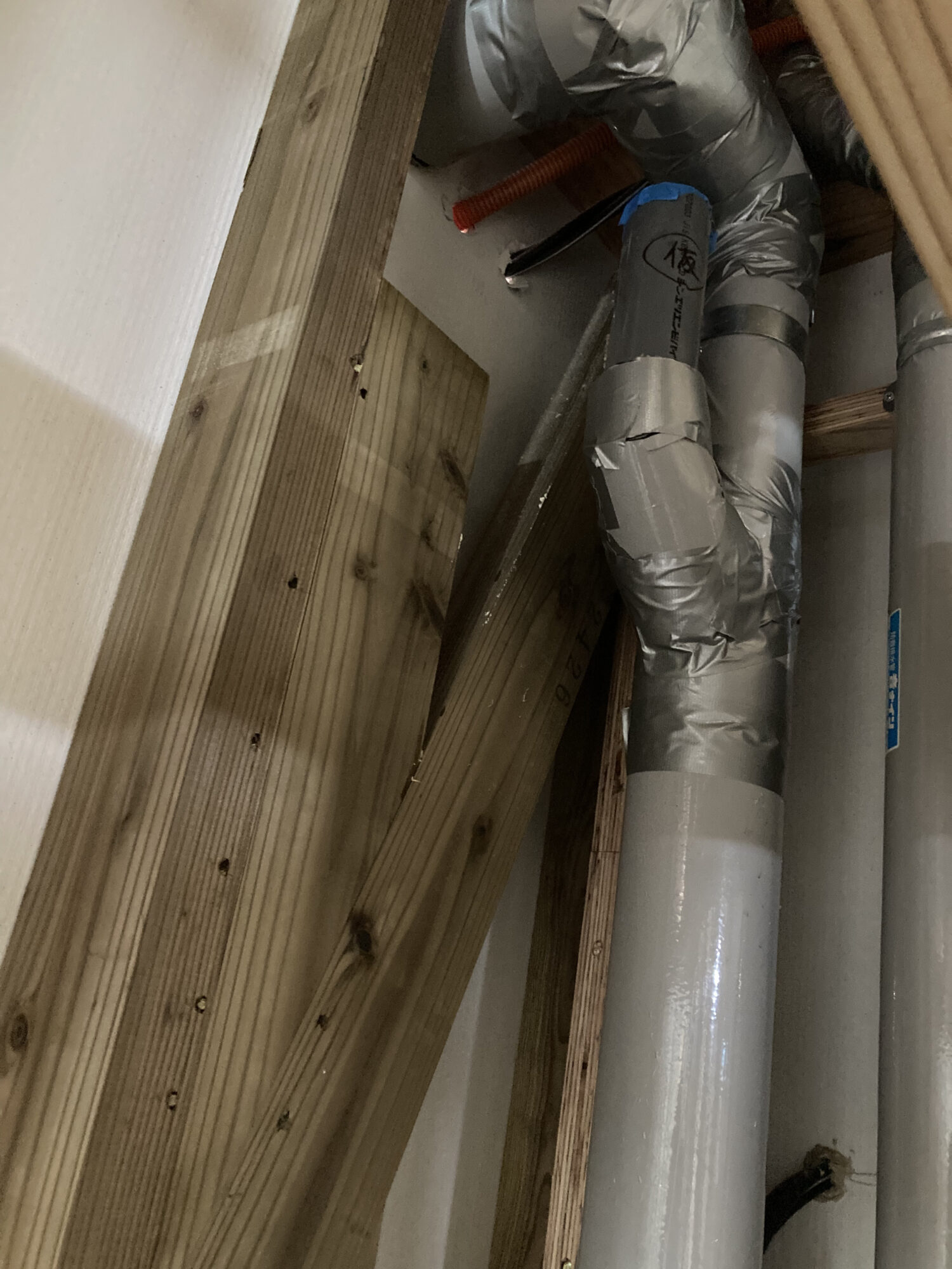 ２階給排水配管