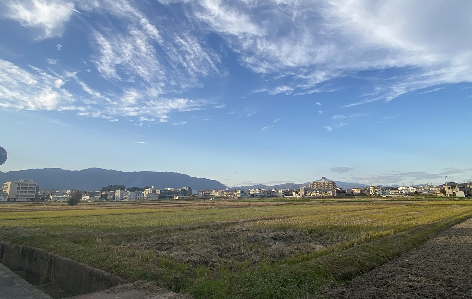 0821155F-E07C-43BA-94A5-9ABA9A9E4324 - 滋賀で自然素材・木の家の注文住宅を建てる工務店|株式会社スムース 居心地の良い場所