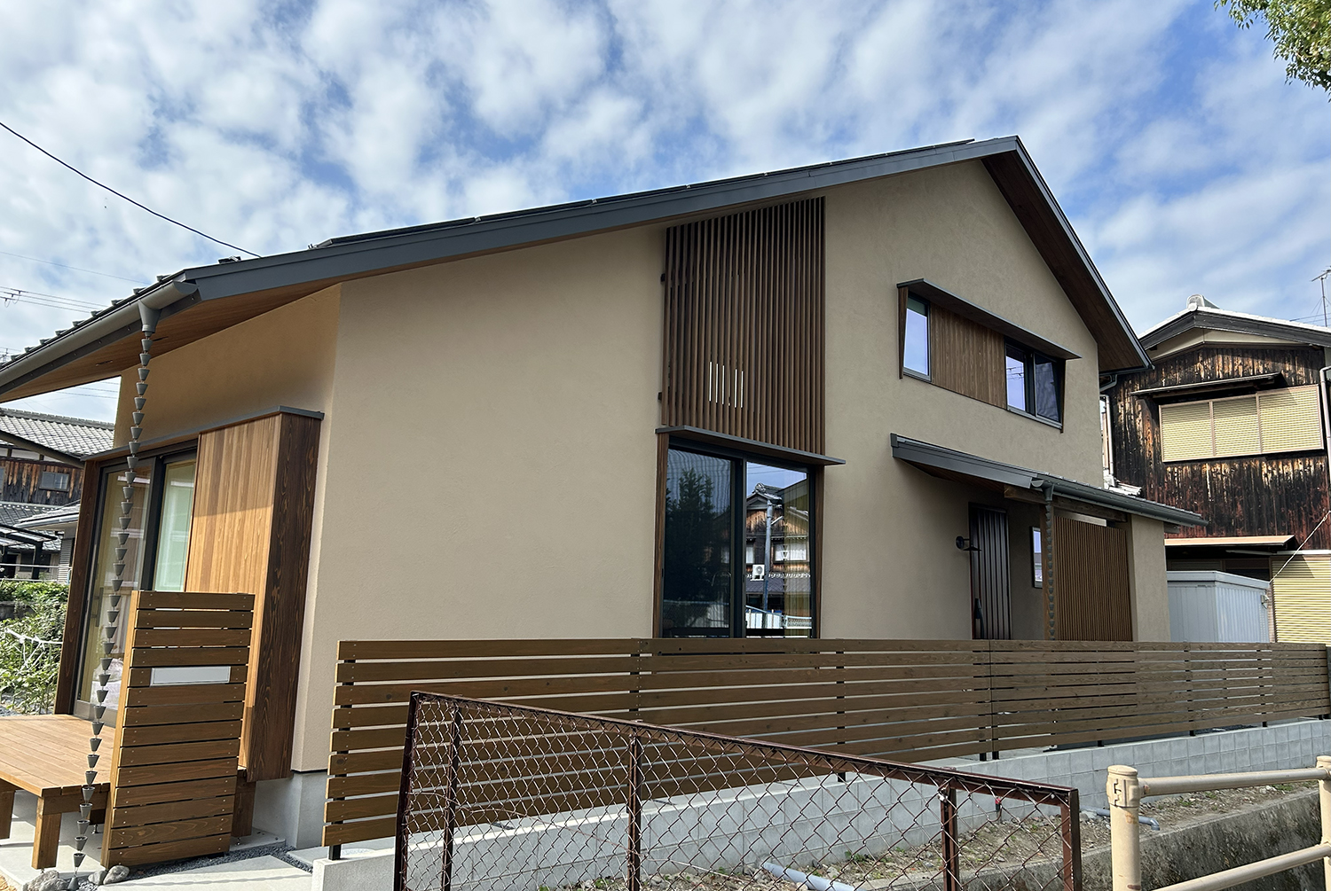 IMG_9499 - 滋賀で自然素材・木の家の注文住宅を建てる工務店|株式会社スムース 家の納まり