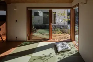 太陽光をしっかりとりいれられるリビング